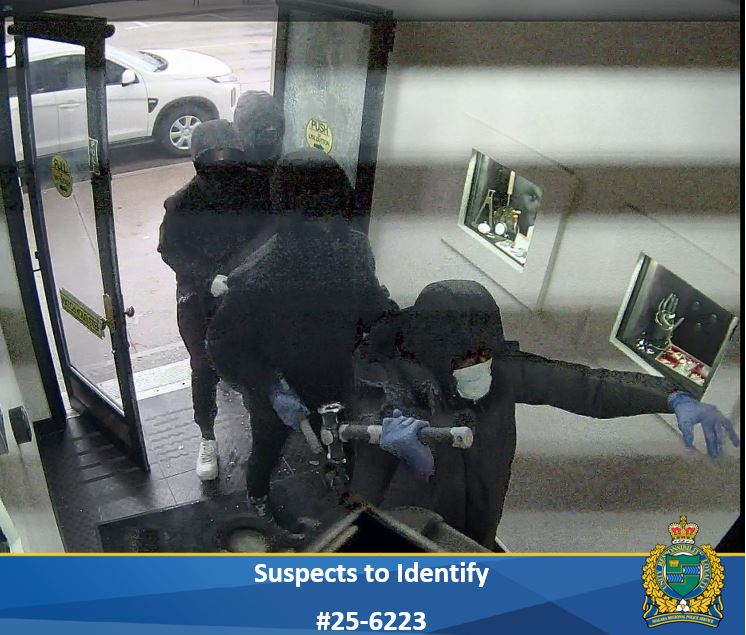 Suspects at entrance 3